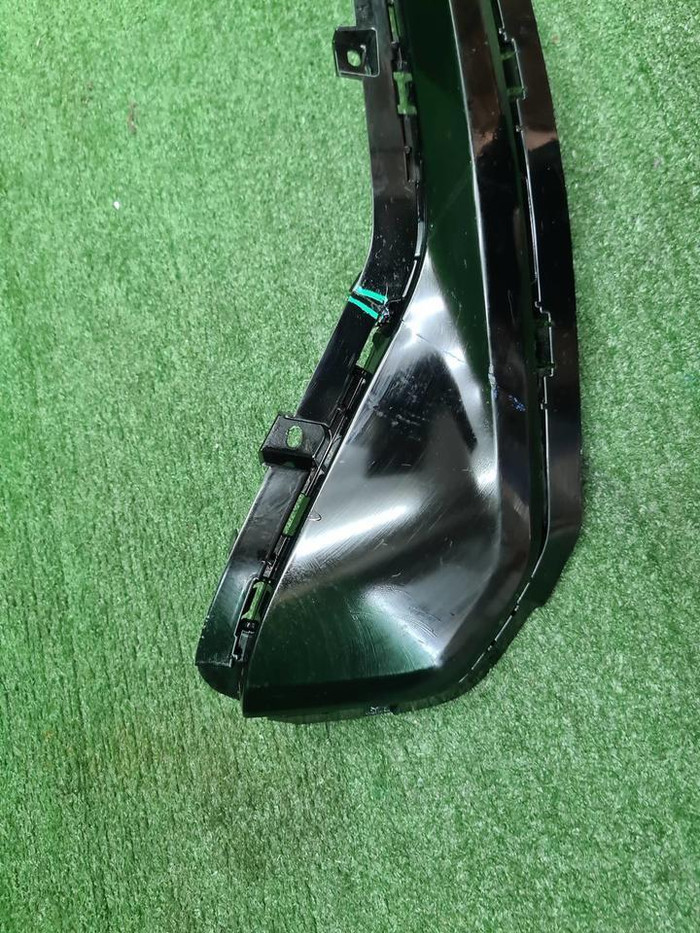 Накладка заднего бампера правая Zeekr 001 (21-нв)