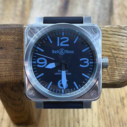 Часы Bell & Ross