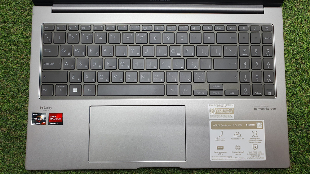 Ноутбук ASUS Ryzen 7/16Gb/3K/120Hz/Zenbook 15 OLED UM3504DA-MA475 [90nb1163-m00cb0]/Windows 11