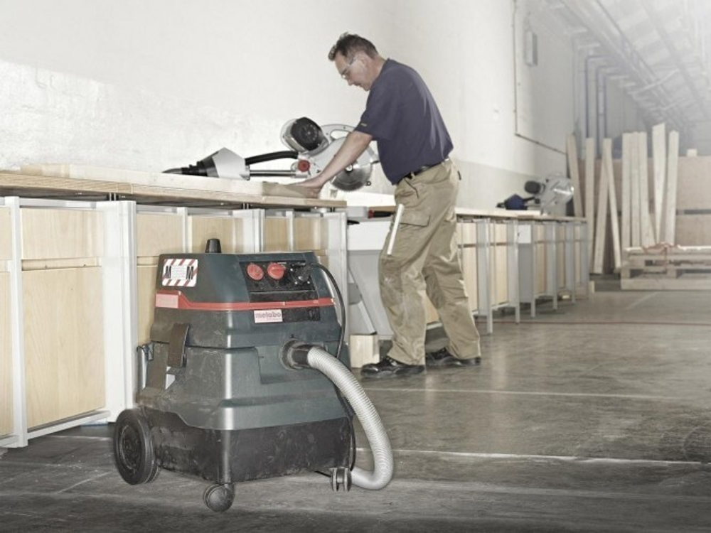 Пила торцовочная сетевая METABO KGS 254 I Plus 0102540200