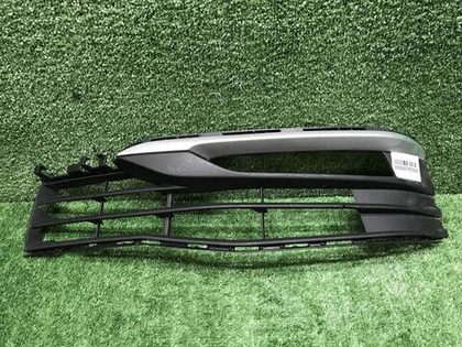 Накладка ПТФ левая BMW 5er G30 (2017-2020)