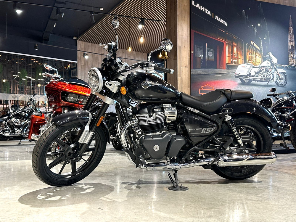 Royal Enfield Super Meteor 650 Interstellar Green (Mid)