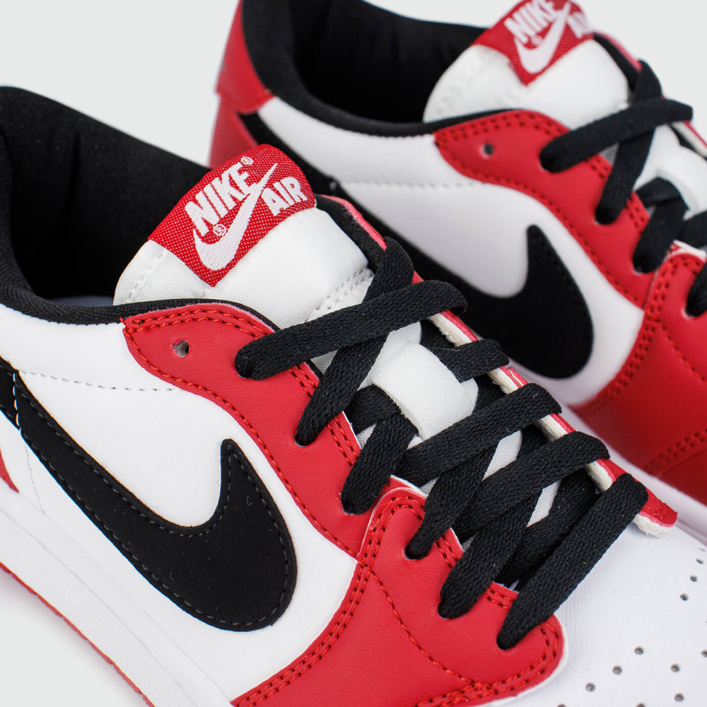 Кроссовки Nike Air Jordan 1 Low Chicago