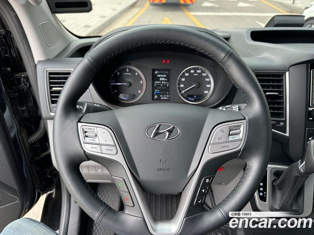 Hyundai Solati 15인승 (12.2021)