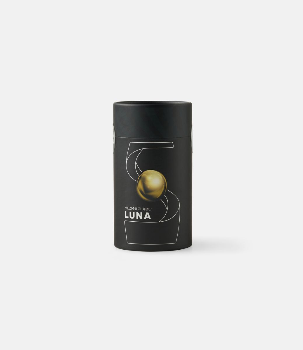 Mezmoglobe Luna Silver — кинетическая настольная скульптура