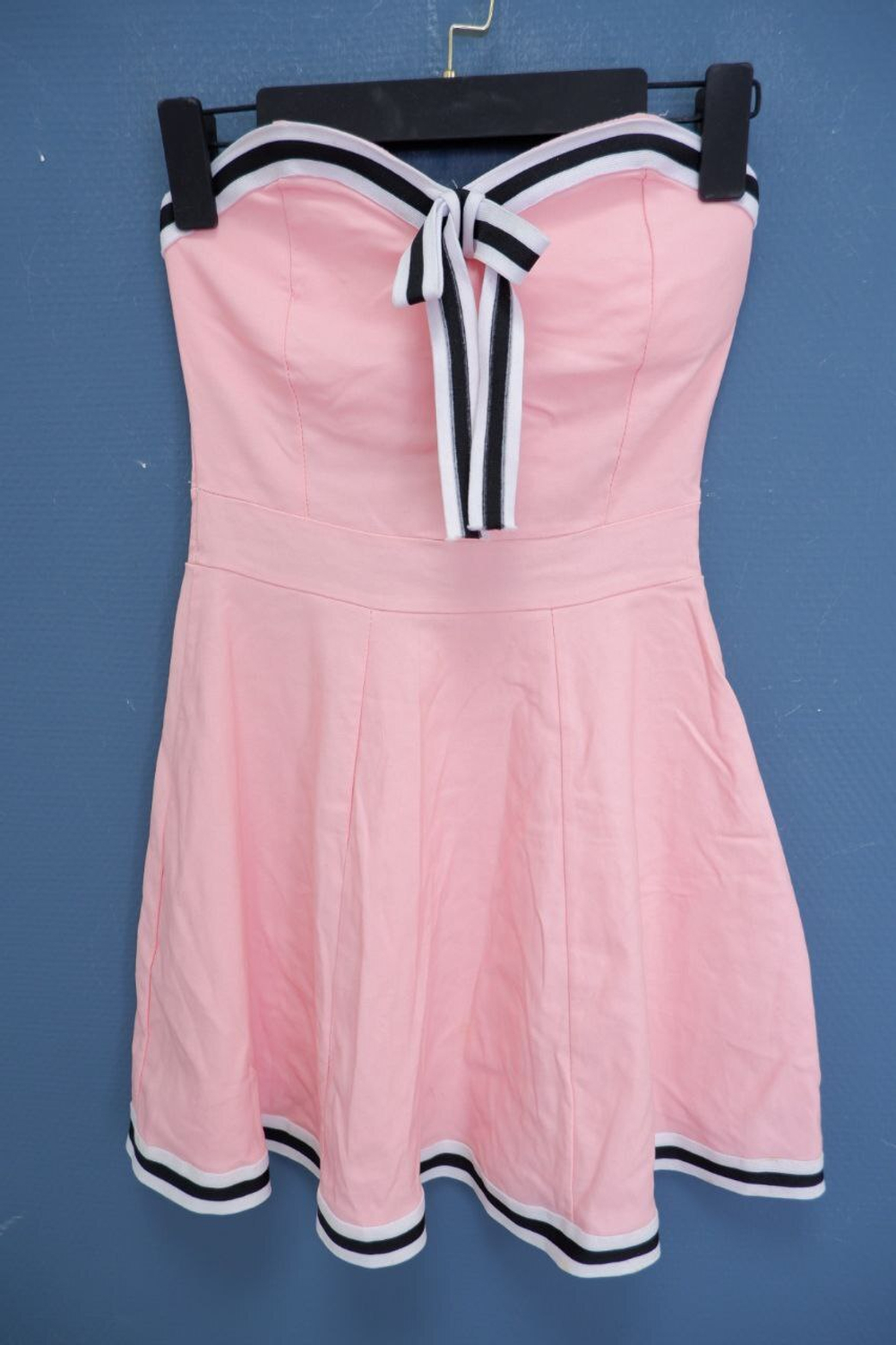 Платье красивое на 11/12 лет