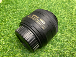 Nikon 35mm 1.8G AF-S DX Nikkor