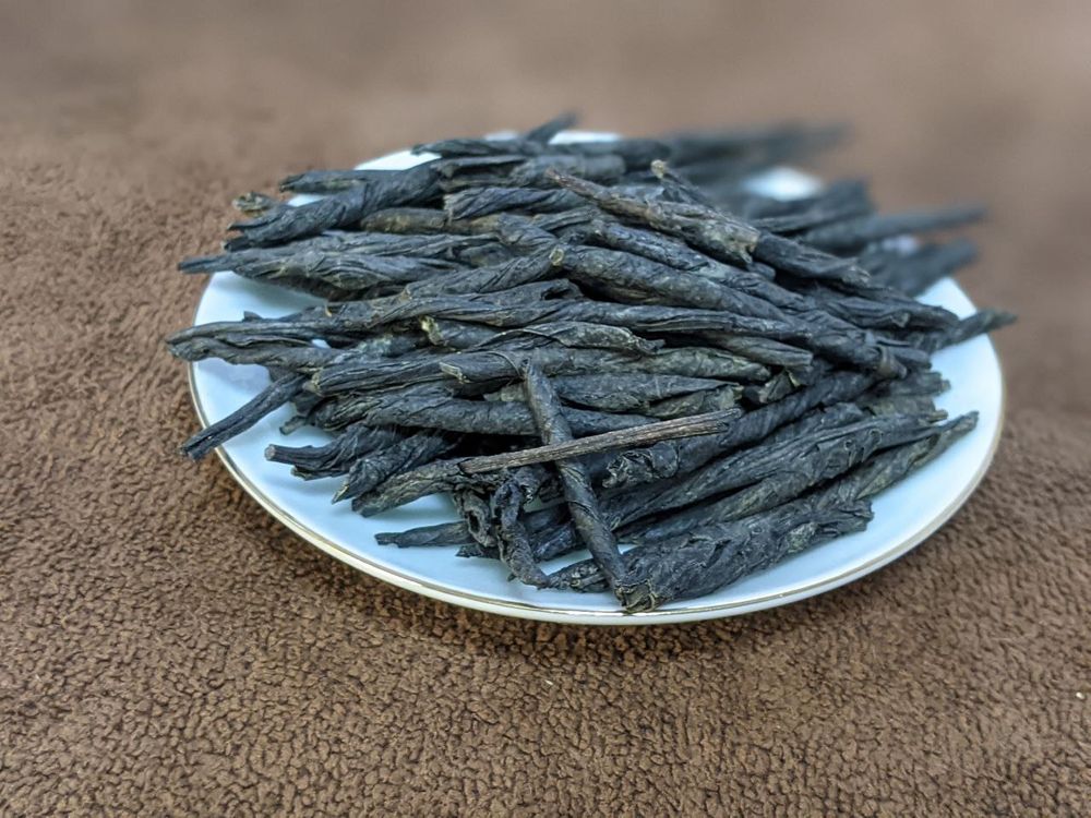 Кудин (Горькая Слеза), в иглах