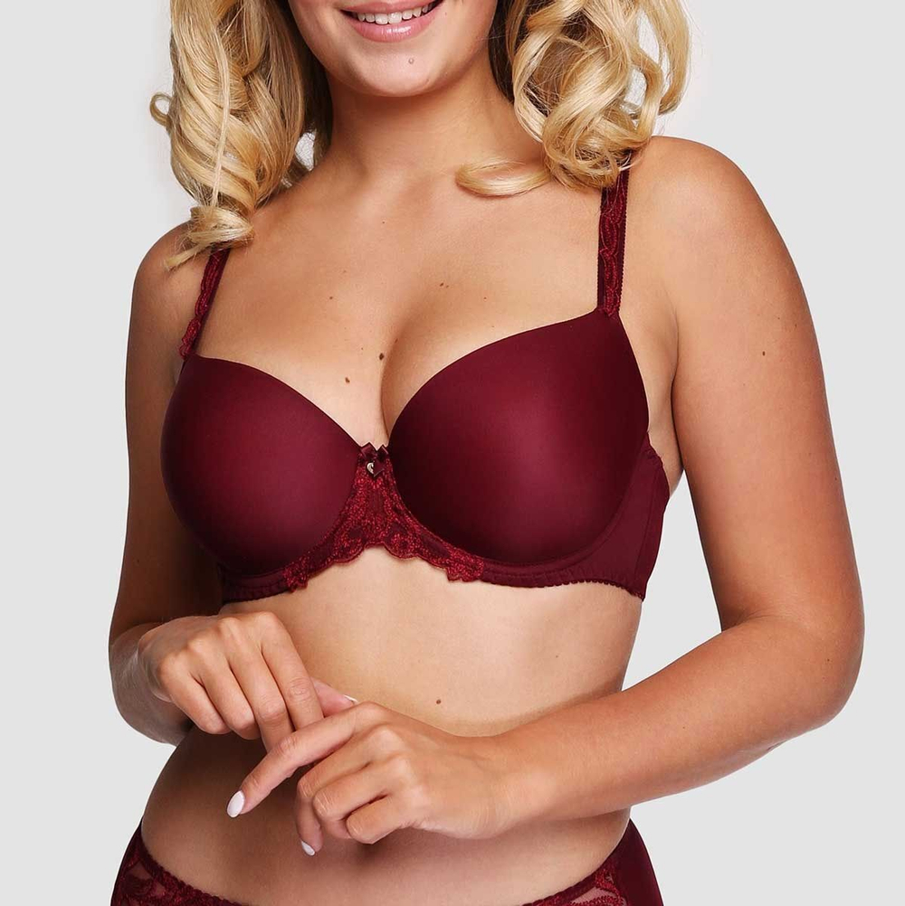 Бюстгальтер из мягкого микроволокна с уплотненными формованными чашками (Размер: 85E) (Цвет: молочный)