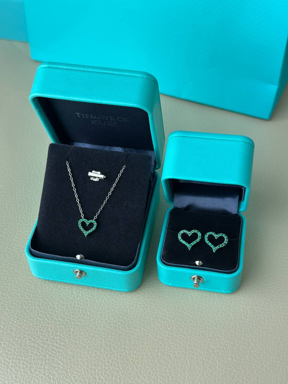 Кулон Tiffany & Co.
