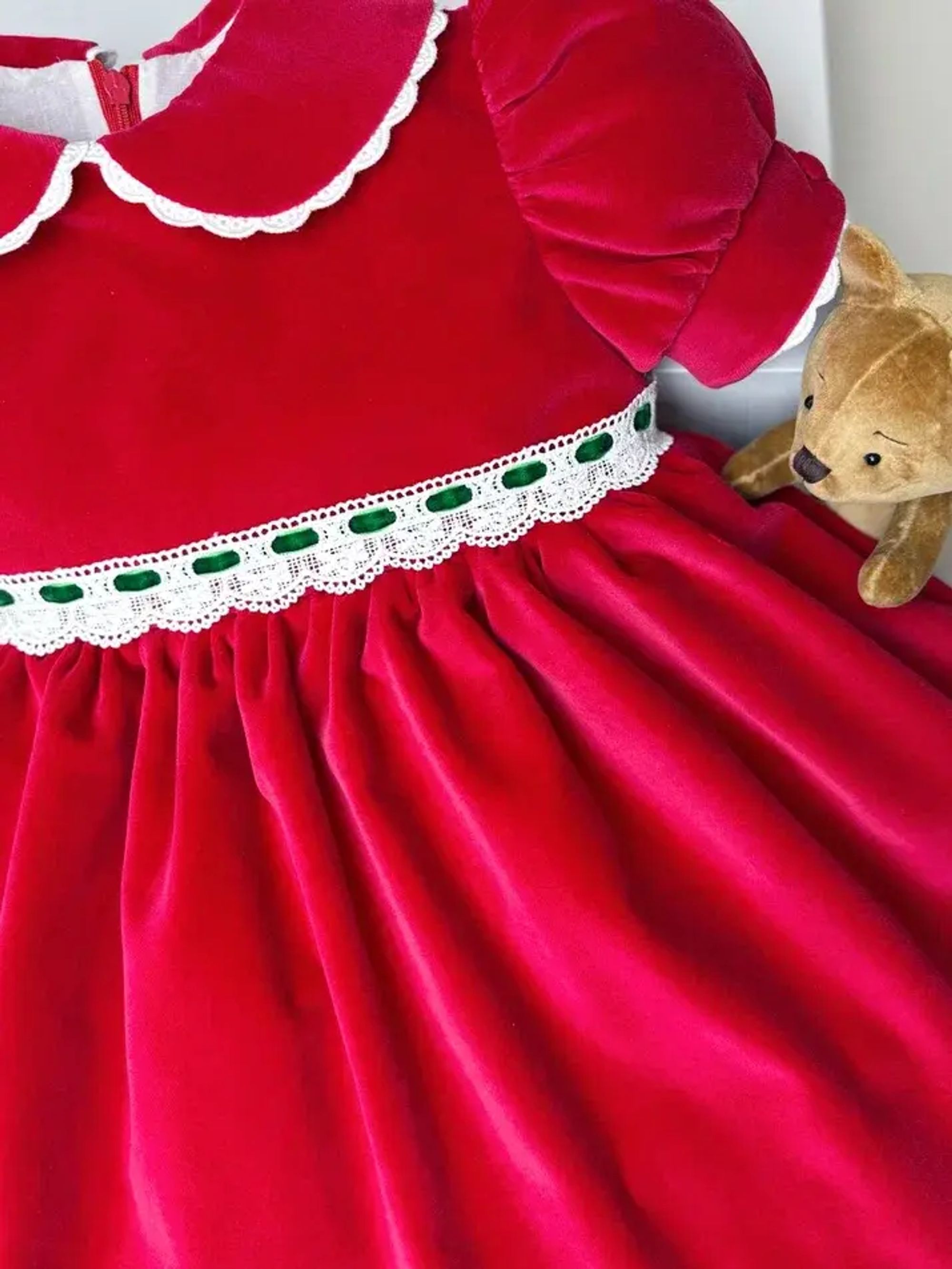 Шарлотта Красный бархат