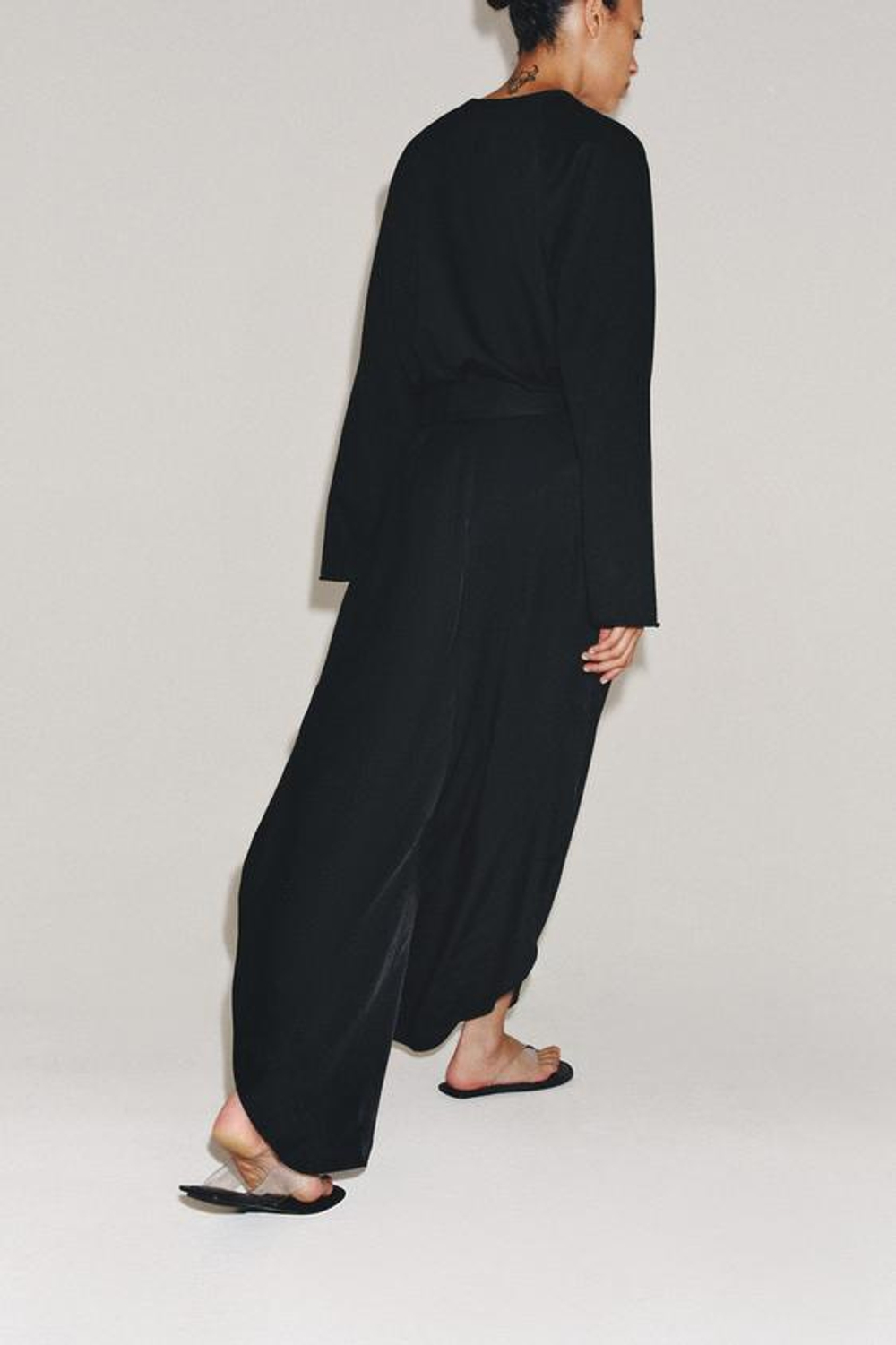 ZARA БРЮКИ С РАЗРЕЗАМИ — ZW COLLECTION, ЧЕРНЫЙ