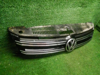 Решетка радиатора VW Tiguan 1 (2011-2018)