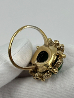 Кольцо с зелёным кабошоном