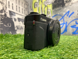 Canon G7X Mark II