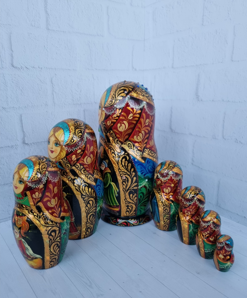 Матрешка "Сказка о золотом петушке" 7 мест