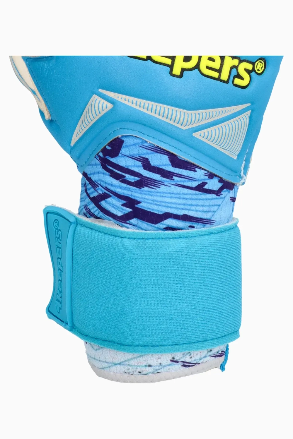 Вратарские перчатки 4keepers Force V1.25 Fury RF2G