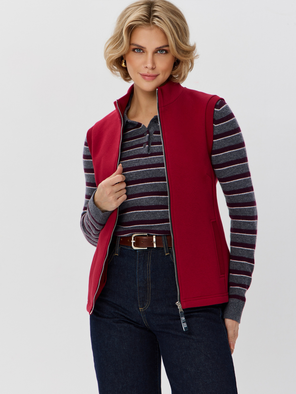 Жилет с начесом на молнии