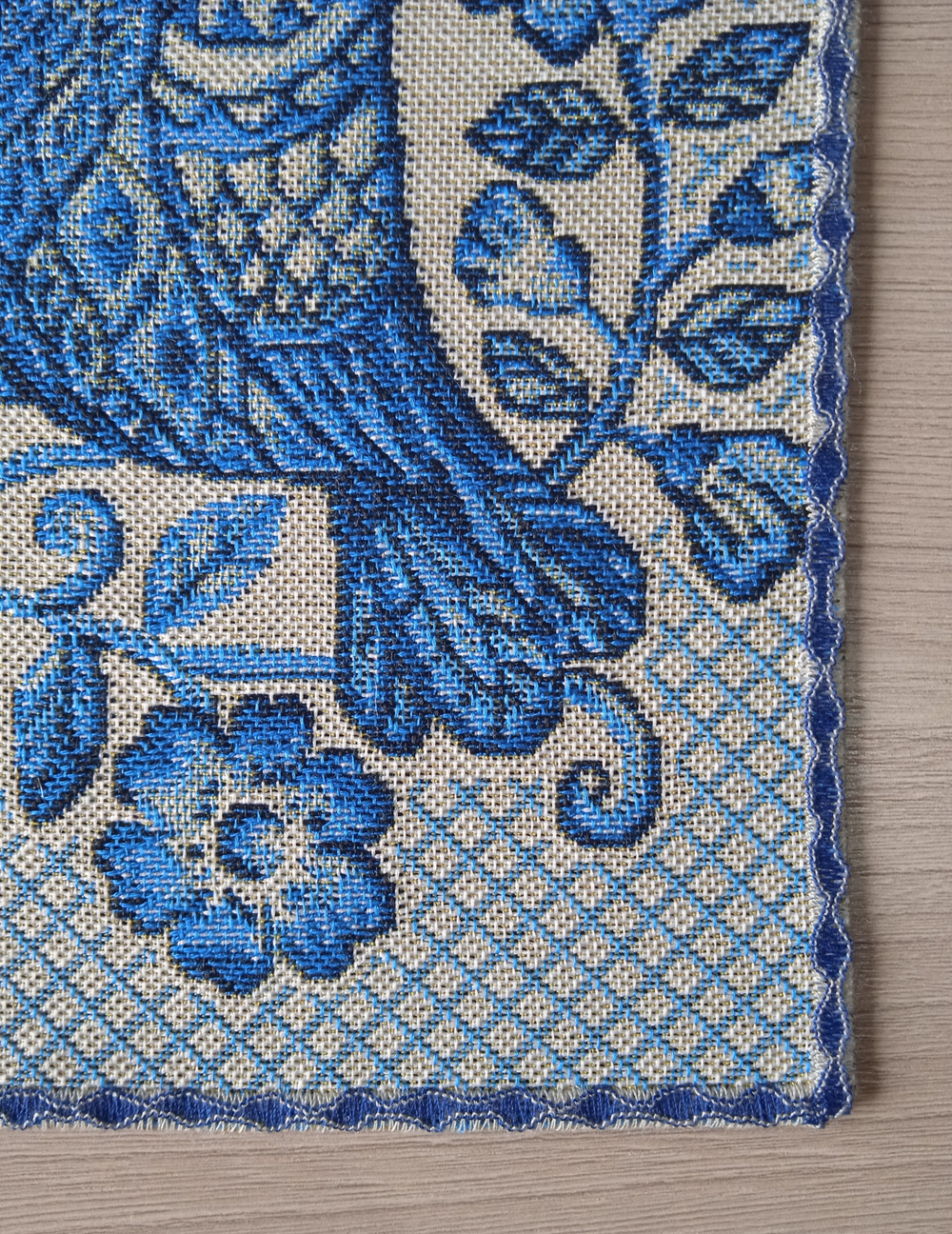 Набор гобеленовых салфеток Гжель птички 30х30 см 6 шт