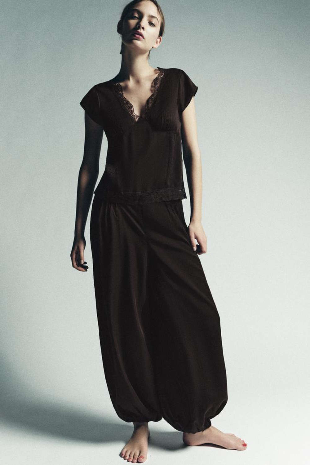 ZARA БРЮКИ-БОМБАШКИ ИЗ 100% ЛИОЦЕЛЛА, КОРИЧНЕВЫЙ