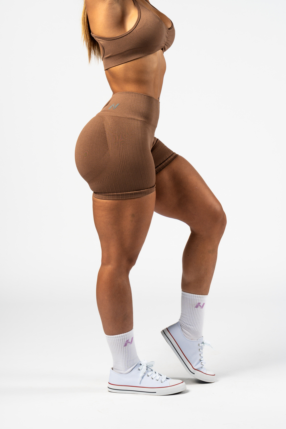 Шорты High Waisted Push-Up Shorts TOTALLY SEAMLESS 304 Коричневые