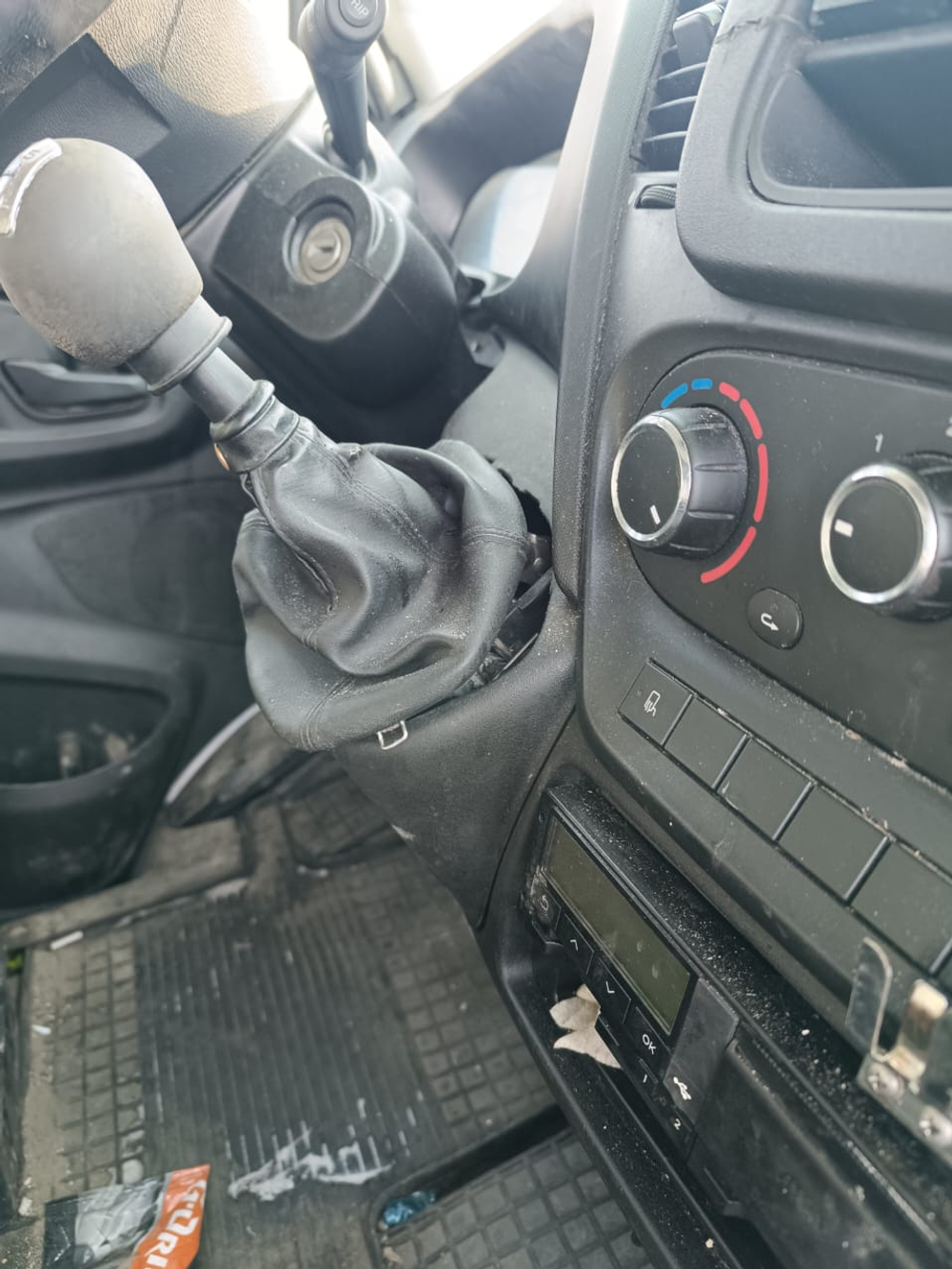СПЕЦМОБИЛЬ-НН 2818* на шасси IVECO DAILY 4x2 Бортовой (Евроборт) (кат. C) 28186-0000010-81 (Евроборт