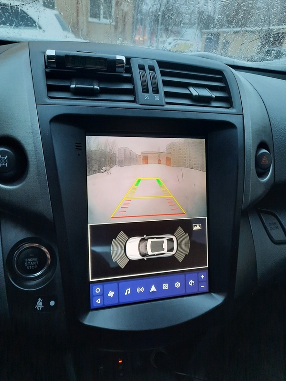 Магнитола для Toyota RAV4 30 2005-2012, Vanguard - Teyes TPRO 2 экран 9.7" в стиле "Тесла" на Android 10, ТОП процессор, 4G SIM-слот