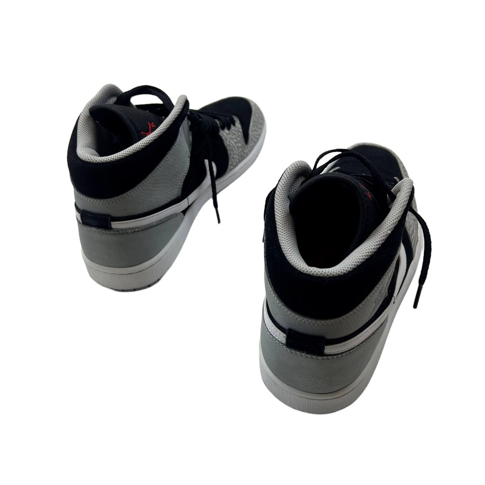 Кроссовки Nike Air Jordan 1