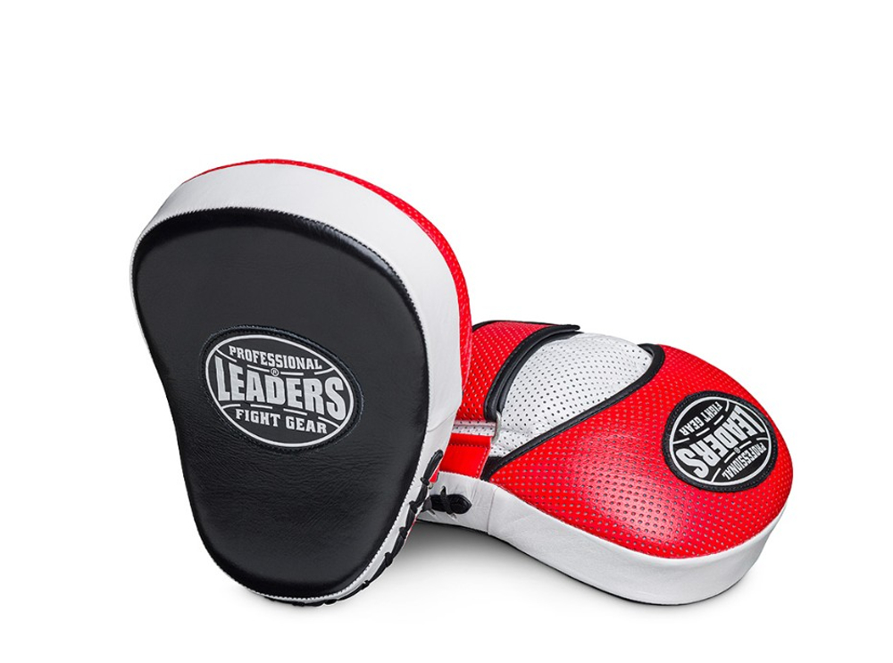 Лапы тренерские LEADERS CLASSIC CURVED BK/RD/WH (ONE, кожа, черный/красный/белый)