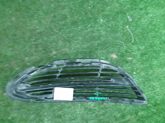 Решетка переднего бампера правая Mercedes S w222 (2013-2017)