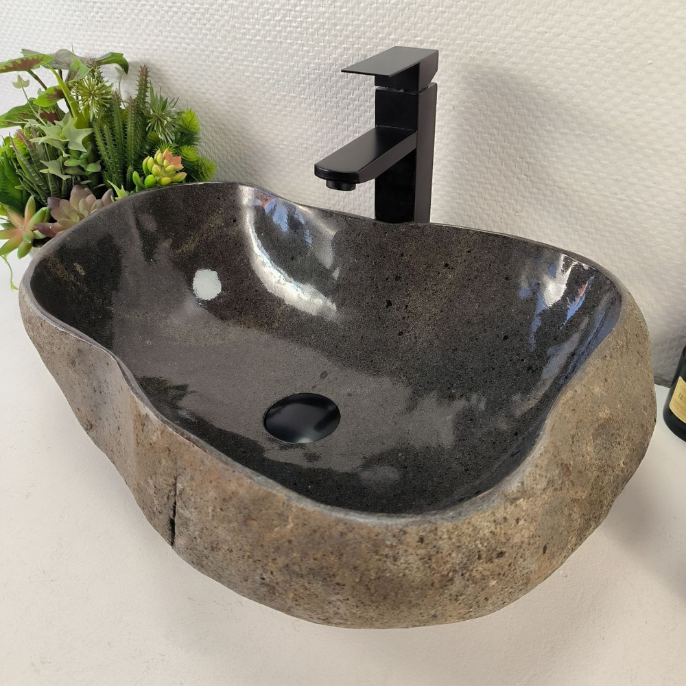 Раковина из речного камня RS-65414 52*38*15 0862