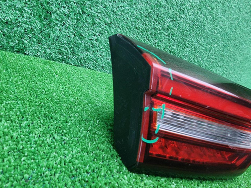 Фонарь крышки багажника Москвич 3 (2022-н.в.)