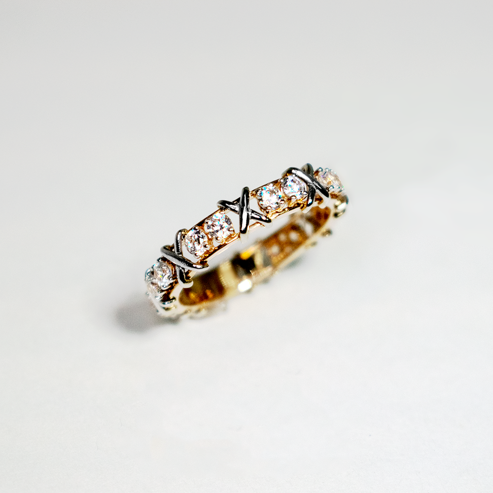 Кольцо с фианитами Завтрак у Тиффани