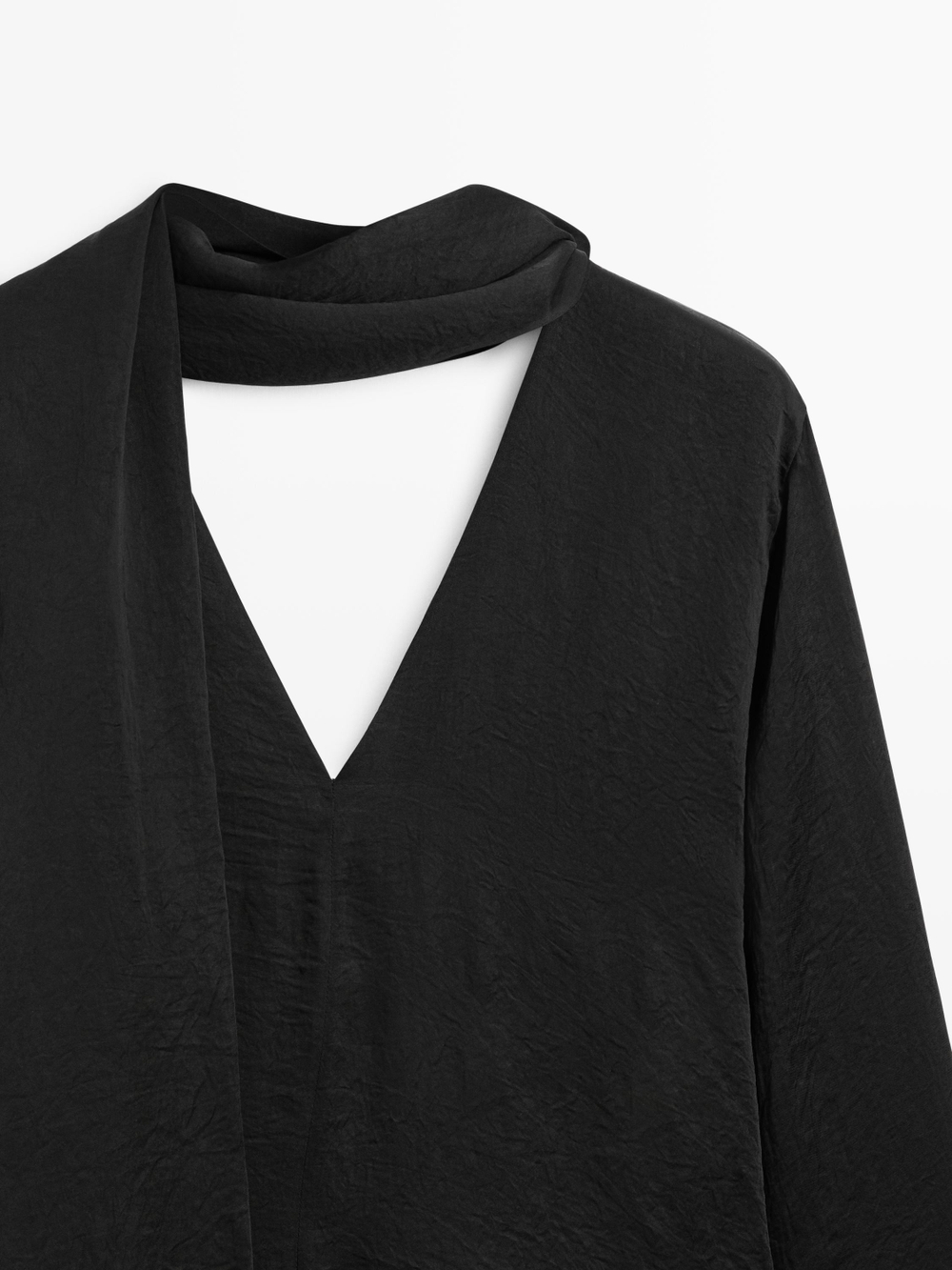 Massimo Dutti Блузка со шнуровкой и V-образным вырезом - STUDIO, черный