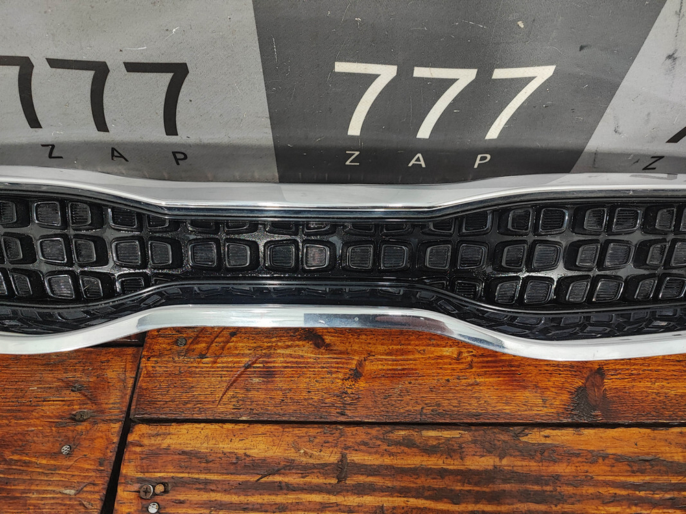 Решетка радиатора Kia Rio 4 X-Line 17-20 Б/У Оригинал 86350H0500