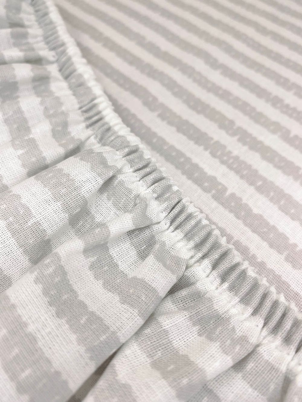 Постельное белье Сказка "Лутон" 2-спальный Наволочка 70х70 см 2 шт Простынь на резинке 160х200 см Пододеяльник 175х215 см, перкаль