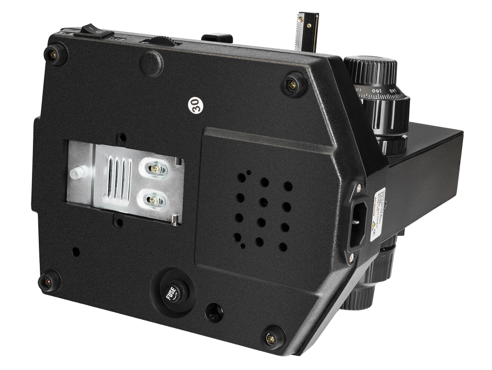 Микроскоп Levenhuk 890T, тринокулярный