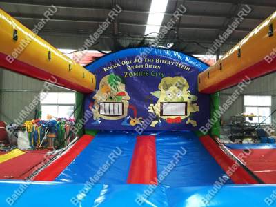 Надувная игра "Зомби сити"