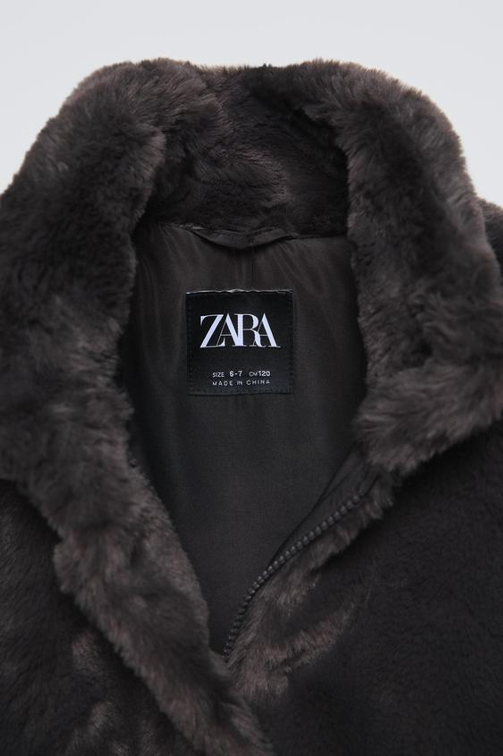 ZARA КУРТКА ИЗ ИСКУССТВЕННОГО МЕХА, АНТРАЦИТОВО-СЕРЫЙ