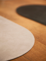 Набор из 4-х двухсторонних сервировочных салфеток pool, 30х45 см, черный/светло-серый