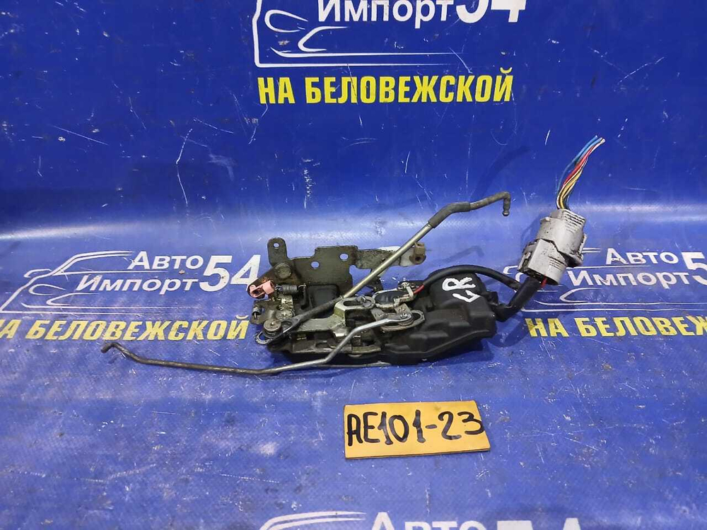 Замок двери задней левой TOYOTA CERES 1992