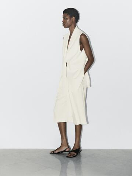Massimo Dutti Строгие шорты с защипами — STUDIO, кремовый