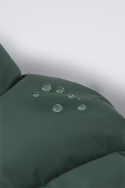 ZARA НЕПРОМОКАЕМЫЙ СТЕГАНЫЙ ЖИЛЕТ, ЗЕЛЕНЫЙ