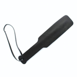 Чёрная кожаная шлепалка - 30 см. (Цвет: черный)