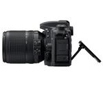 Зеркальный фотоаппарат Nikon D7500 Kit 18-140mm VR DX
