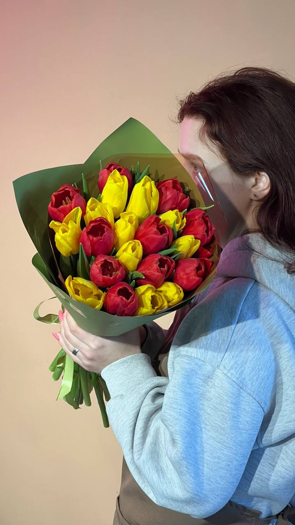 Букет на 8 марта из 21 тюльпана