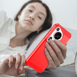 Чехол с дизайном в стиле карбон красного цвета на Huawei Pura 70 Ultra, мягкий отклик кнопок, серия Carbon от Caseport