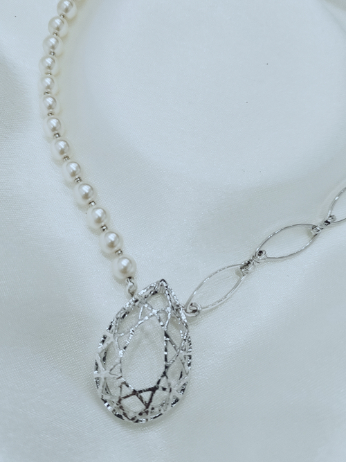 "Авалора" колье в родиевом покрытии из коллекции "Кристалл" от Jenavi с замком карабин