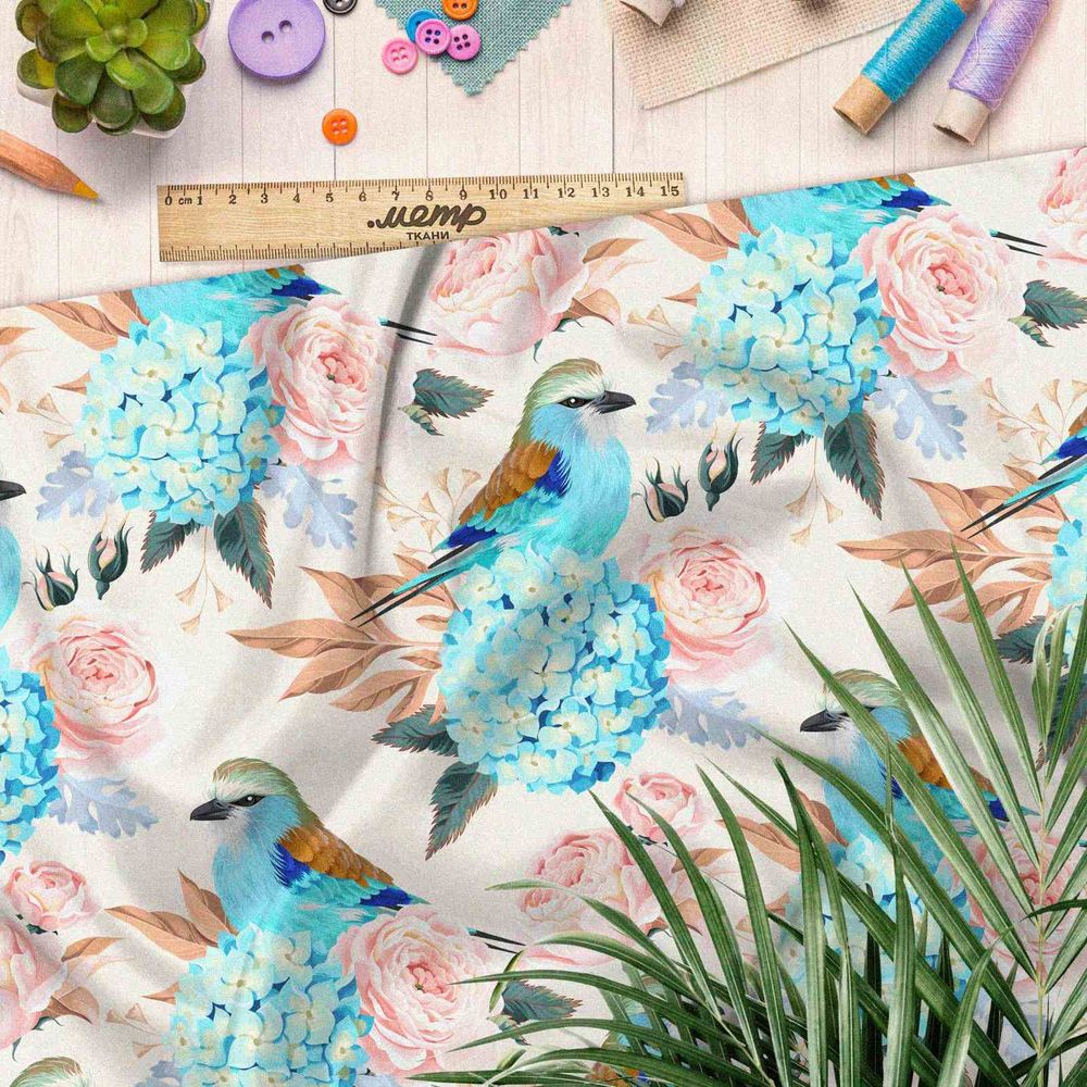 Ткань штапель голубые соцветия и птицы
