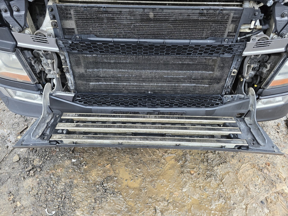 Подножка обслуживания в сборе 2020г